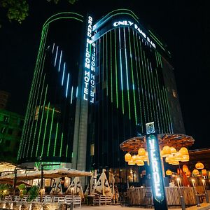 Grand Mildom Hotel
